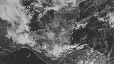 Frente Frío 11 se apiada de la Península de Yucatán