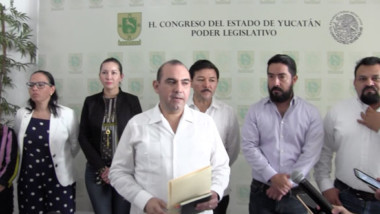 Diputados del PRI defienden al ex gobernador Rolando Zapata (Video)