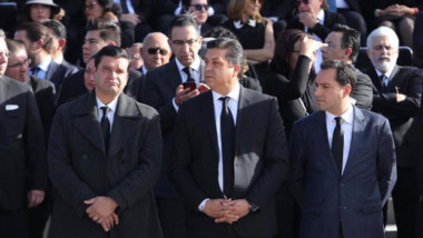 Acude Vila a funerales de Martha Érika Alonso y el senador Moreno Valle
