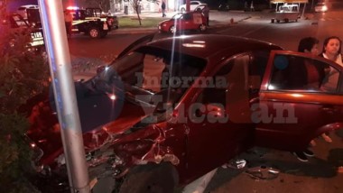 Tres lesionados en choque en Ciudad Caucel