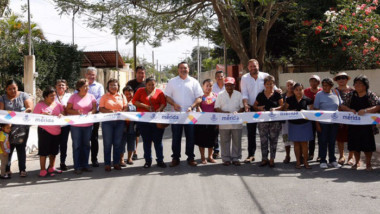 Mejoran calles de la colonia Leandro Valle