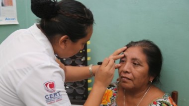 Clínica de Salud Visual del DIF Yucatán ofrece servicios y lentes de medio uso sin costo