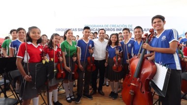Estudiantes de la Secundaria Técnica 75 forman su Orquesta