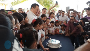 Renán Barrera pide un peculiar deseo de cumpleaños