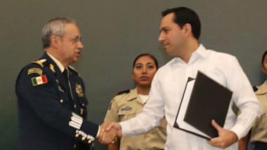 Firman acuerdo para indemnizar a militares en Yucatán hasta con un millón de pesos