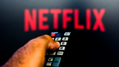 Europa pide a Netflix y similares que limiten su servicio para evitar el colapso de las redes