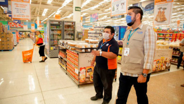 Supervisan que supermercados cumplan medidas sanitarias ante el coronavirus