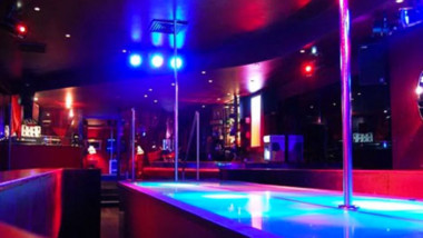 Ordenan cierre de bares, discotecas y centros nocturnos en Yucatán