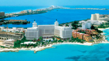 Cierran 28 hoteles en Quintana Roo por baja de turistas