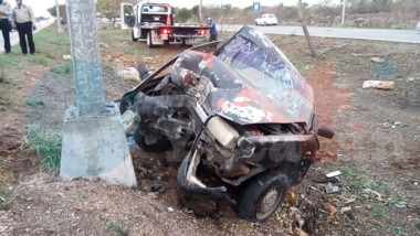 Por ebrio, destroza su Tsuru en Periférico