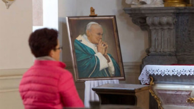 Escándalo de pederastia empaña centenario de Juan Pablo II