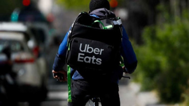 Uber Eats se retira de 7 países por crisis económica