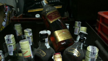 Sube a 24 muertos por beber alcohol adulterado en Jalisco