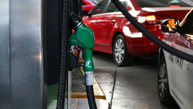 Precios de gasolinas suben más de lo esperado