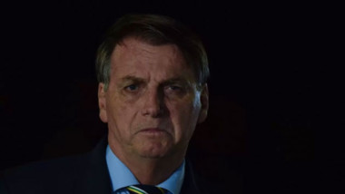 Jair Bolsonaro, presidente de Brasil, da positivo a COVID-19