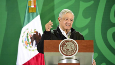 ‘Eficacia del cubrebocas no está comprobada’, López Obrador