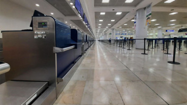 Aeropuertos de Mérida y Cancún operando al 25 por ciento