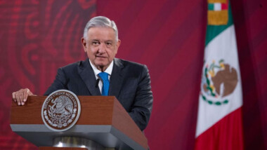 Peña Nieto y Calderón deben declarar ante un juez por acusaciones de Lozoya: AMLO