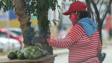 Yucatán reporta ligero descenso en contagios y muertes por covid