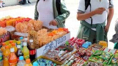 Oaxaca, primer estado en prohibir la venta de alimentos chatarra a menores de edad