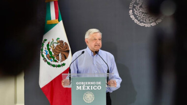 ‘Que se preparen opositores, no vamos a dar tregua’: López Obrador