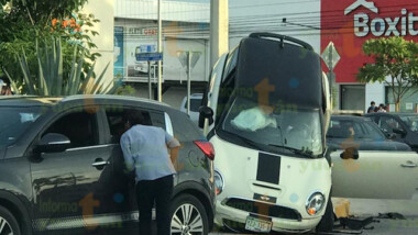 Espectacular accidente en la Av. Cámara de Comercio