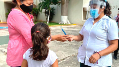 Buena respuesta a jornada de vacunación en el IMSS