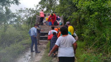 Zeta obliga a evacuar Río Lagartos, Las Coloradas y San Felipe