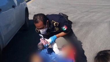 Nacen dos bebés en carreteras yucatecas