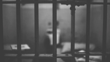 Sentencian a 37 años de prisión a maestro violador