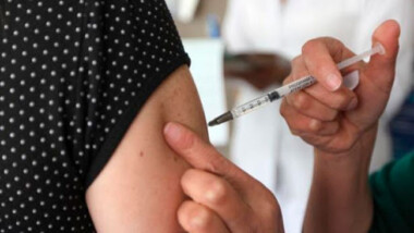 Avanza IMSS en vacunación contra la influenza