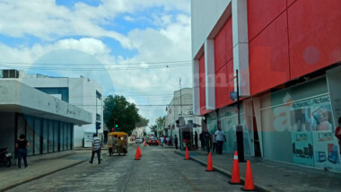 Cierran más negocios en Mérida