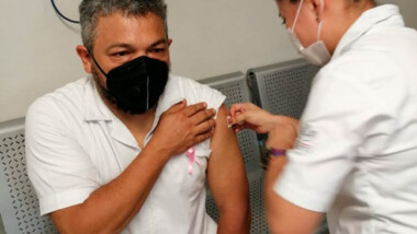 Aplica IMSS más de 2.3 millones de vacunas en todo el país para prevenir influenza estacional