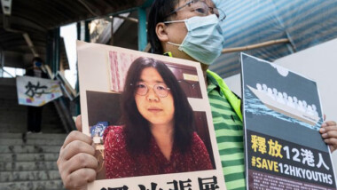 Periodista que reportó el primer brote de COVID desde Wuhan es condenada a 4 años de cárcel