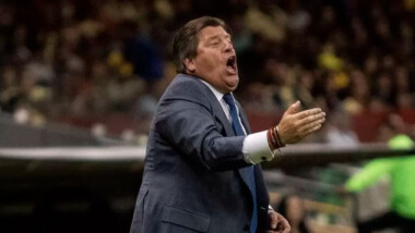 ‘Piojo’ Herrera firma acuerdo para ponerse al corriente de adeudo fiscal por 1.8 millones de pesos