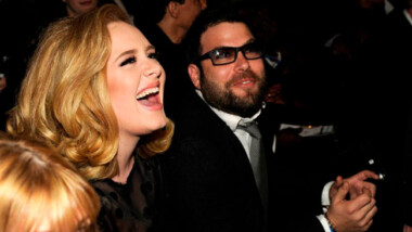 Adele llegó a un millonario acuerdo de divorcio con su ex marido, Simon Konecki