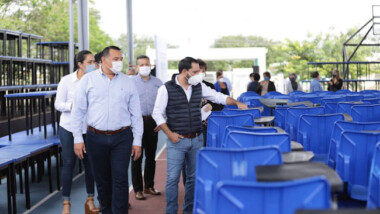 Nuevo mobiliario para escuelas de Mérida