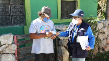 Supervisan entrega de apoyos económicos a pescadores yucatecos
