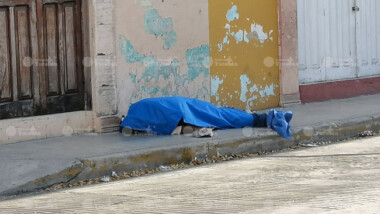 Muere en la vía pública