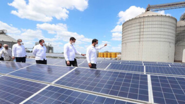 Empresas yucatecas defienden uso de las energías limpias