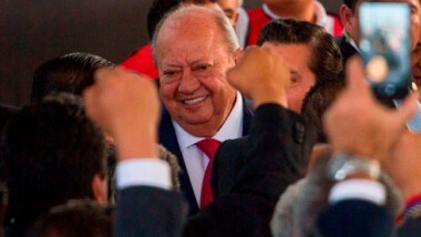 Romero Deschamps se jubilará con salario al 100%, despensa y hasta pago de gasolina