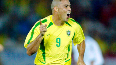 ‘Fue horrible’; Ronaldo Nazario pide perdón por su look en el Mundial 2002