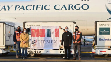 México recibe 1 millón de dosis de vacuna china Sinovac contra Covid-19