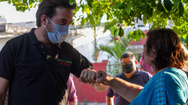 Línea de apoyo para familias afectadas por COVID-19 en Mérida