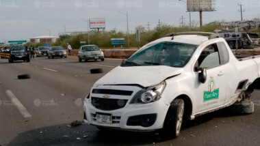 Aparatoso accidente en la Mérida-Progreso