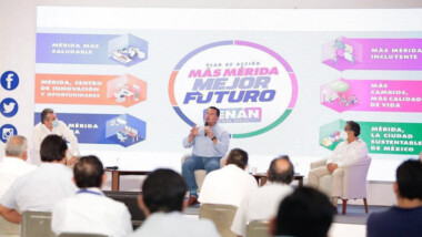 Gobierno Abierto ofrece Renán Barrera