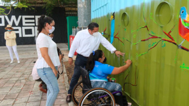 Apoyan atletas paralímpicos nuevo Mega Punto Verde del Ayuntamiento
