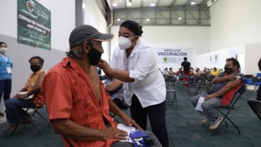 Arranca en Mérida aplicación de segundas dosis a adultos mayores