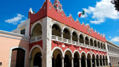 Mérida, primer municipio que aprueba el “Cabildo Abierto”