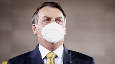 Jair Bolsonaro se libra de la cirugía… por ahora